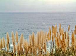 Apartment on the Beach in Vale Centianes
