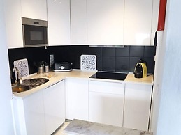 Apartment on the Beach in Vale Centianes