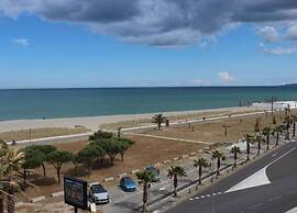 Comfortable Apartment With a Terrace