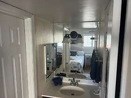 2 Bedroom Waterfront Pool Side!