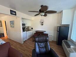 2 Bedroom Waterfront Pool Side!