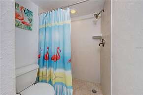 2 Bedroom Waterfront Pool Side!