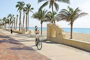 2 Bedroom Waterfront Pool Side!