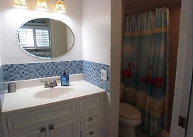 2 Bedroom Waterfront Pool Side!