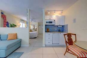 2 Bedroom Waterfront Pool Side!