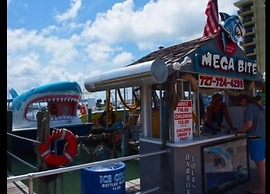 2 Bedroom Waterfront Pool Side!