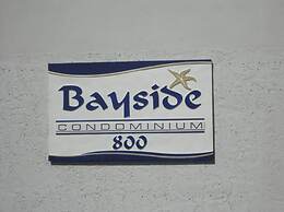 2 Bedroom Waterfront Pool Side!