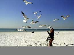 2 Bedroom Waterfront Pool Side!