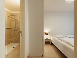 Alexander 0001 Apartment With sea View