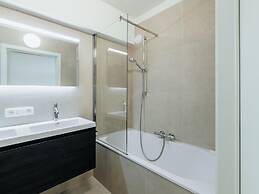 Alexander 0001 Apartment With sea View