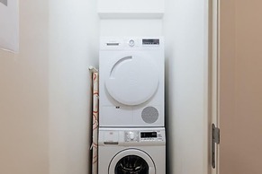 Alexander 0001 Apartment With sea View