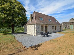 Holiday Home Near Saint-medard-d'excideuil