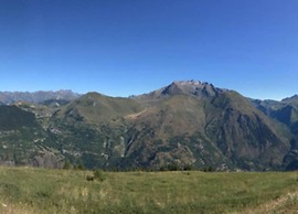 Spacious Chalet in Les Deux Alpes