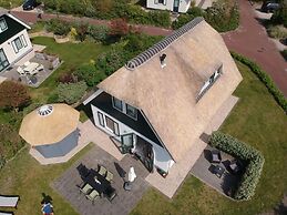 Villa Right by the sea