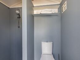 Lovely Beach House in Dishoek