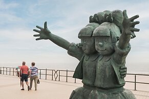 Studio on 5th Floor by the sea