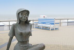 Studio on 5th Floor by the sea