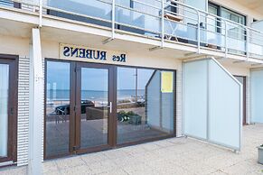 Studio on 5th Floor by the sea