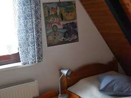 Long Comfortable Holiday Residence