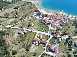 Apartment Lepur Slano - Two-bedroom Apartment With Terrace