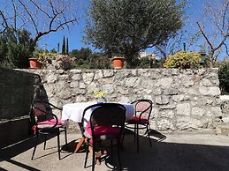 Apartment Lepur Slano - Two-bedroom Apartment With Terrace