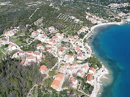 Apartment Lepur Slano - Two-bedroom Apartment With Terrace