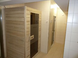 Hohe Lith 4.09 Modern Retreat