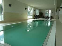 Hohe Lith 4.09 Modern Retreat