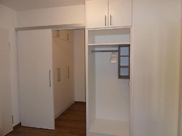 Hohe Lith 4.09 Modern Retreat