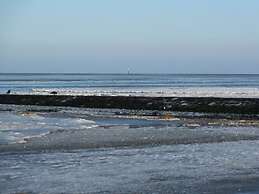 Hohe Lith 4.09 Modern Retreat