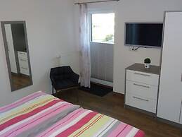 Hohe Lith 4.09 Modern Retreat