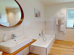 Holiday Home Small Island