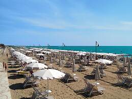 Belvilla by Oyo Villa Fabienne 32