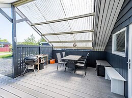 4 Person Holiday Home in Hemmet