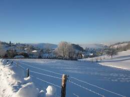 Eifel Farmhouse Comfortable Holiday Residence