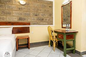 TROTTERS HOTEL - KENOL