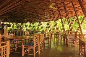 Hanchey Bamboo Resort