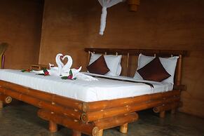 Hanchey Bamboo Resort