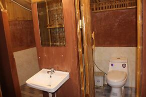 Hanchey Bamboo Resort