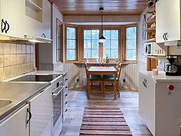 6 Person Holiday Home in Yngsjo-by Traum