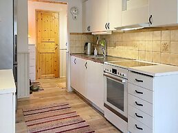 6 Person Holiday Home in Yngsjo-by Traum