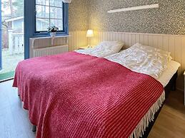 6 Person Holiday Home in Yngsjo-by Traum