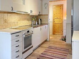 6 Person Holiday Home in Yngsjo-by Traum