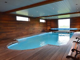 Delightful Villa With Swimming Pool