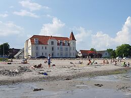 6 Person Holiday Home on a Holiday Park in Hejls