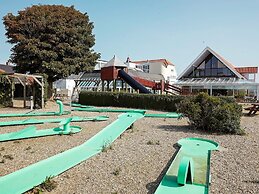 6 Person Holiday Home on a Holiday Park in Hejls