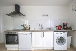 Spacious Holiday Home With Garden