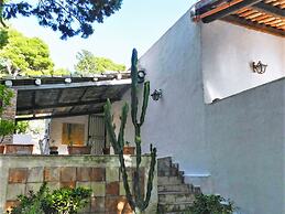 Delightful Holiday Home in Fulgatore With Swimming Pool