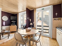 Attractive Apartment Near the Center