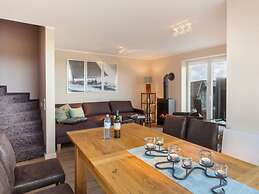 Dunenhuus Ost Modern Retreat